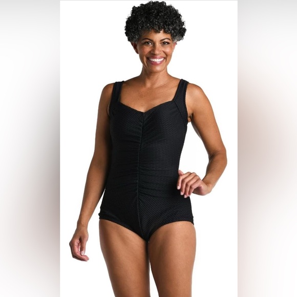 Maxine of Hollywood Women's Standard Shirred Front Girl Leg One Piece Swimsuit, Black//Brushstroke Shimmer